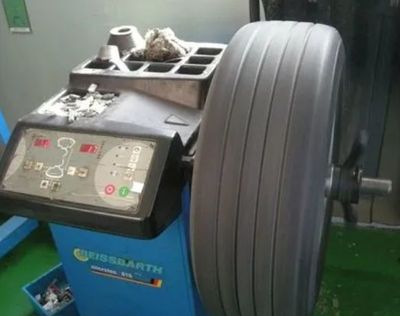 补胎后是否必须进行动平衡？专业设备修理视角解析